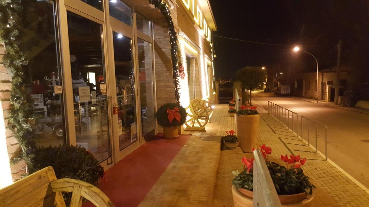 Simona Rooms Portocannone Exterior photo